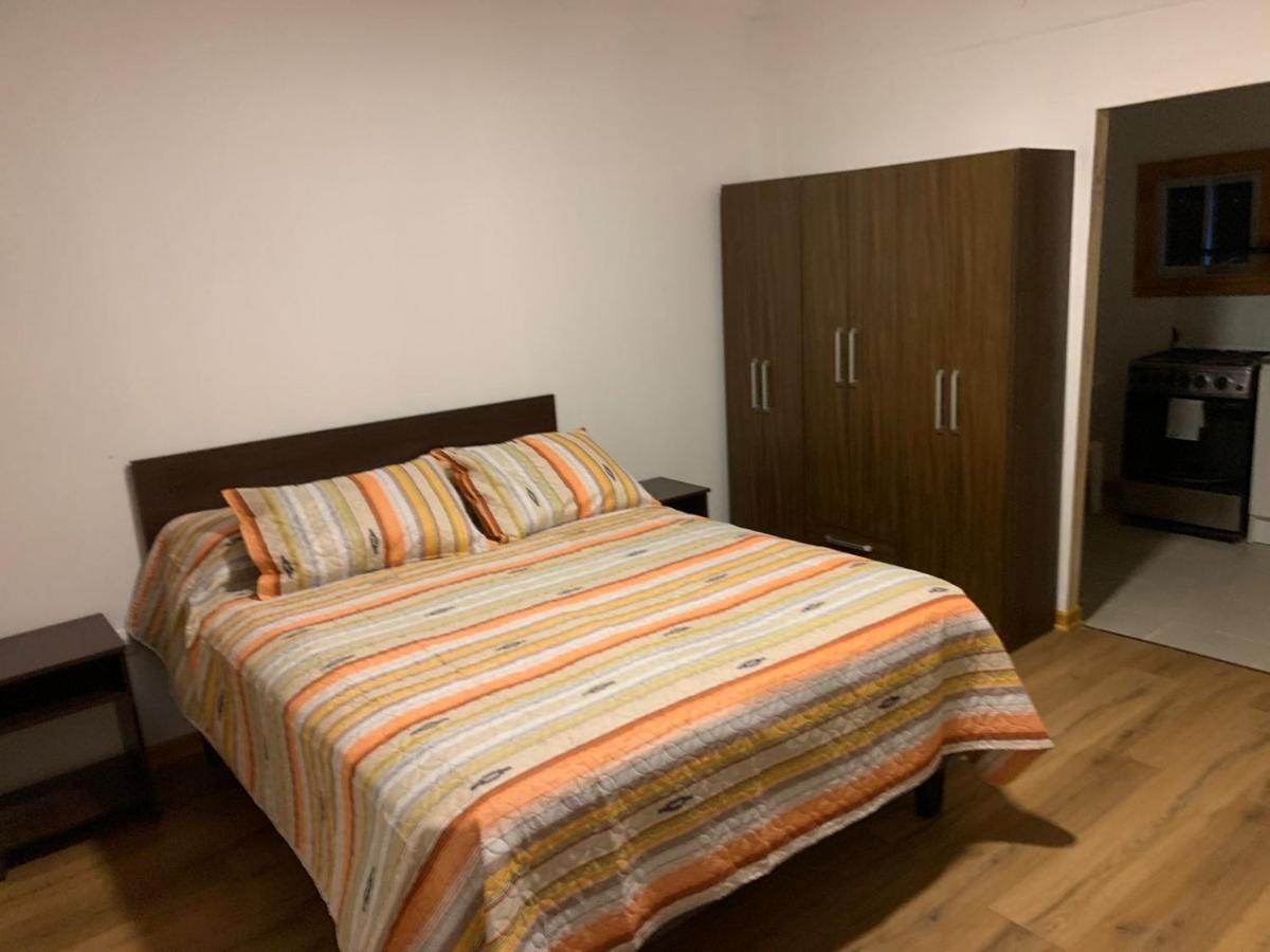 Vina City Hostel II วิญาเดลมาร์ ภายนอก รูปภาพ