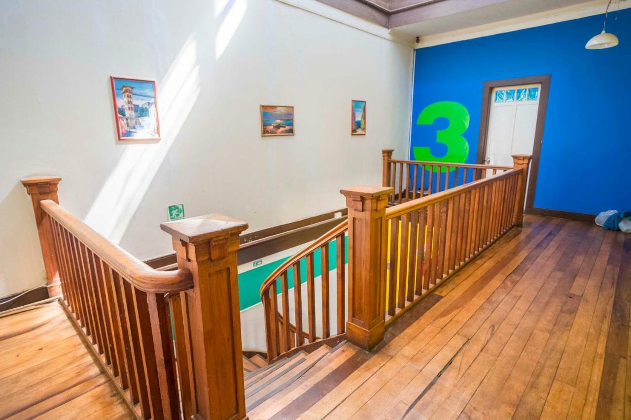 Vina City Hostel II วิญาเดลมาร์ ภายนอก รูปภาพ